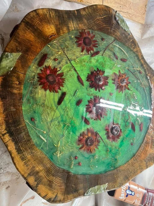 GREEN ROUND LIVE EDGE COFFEE TABLE